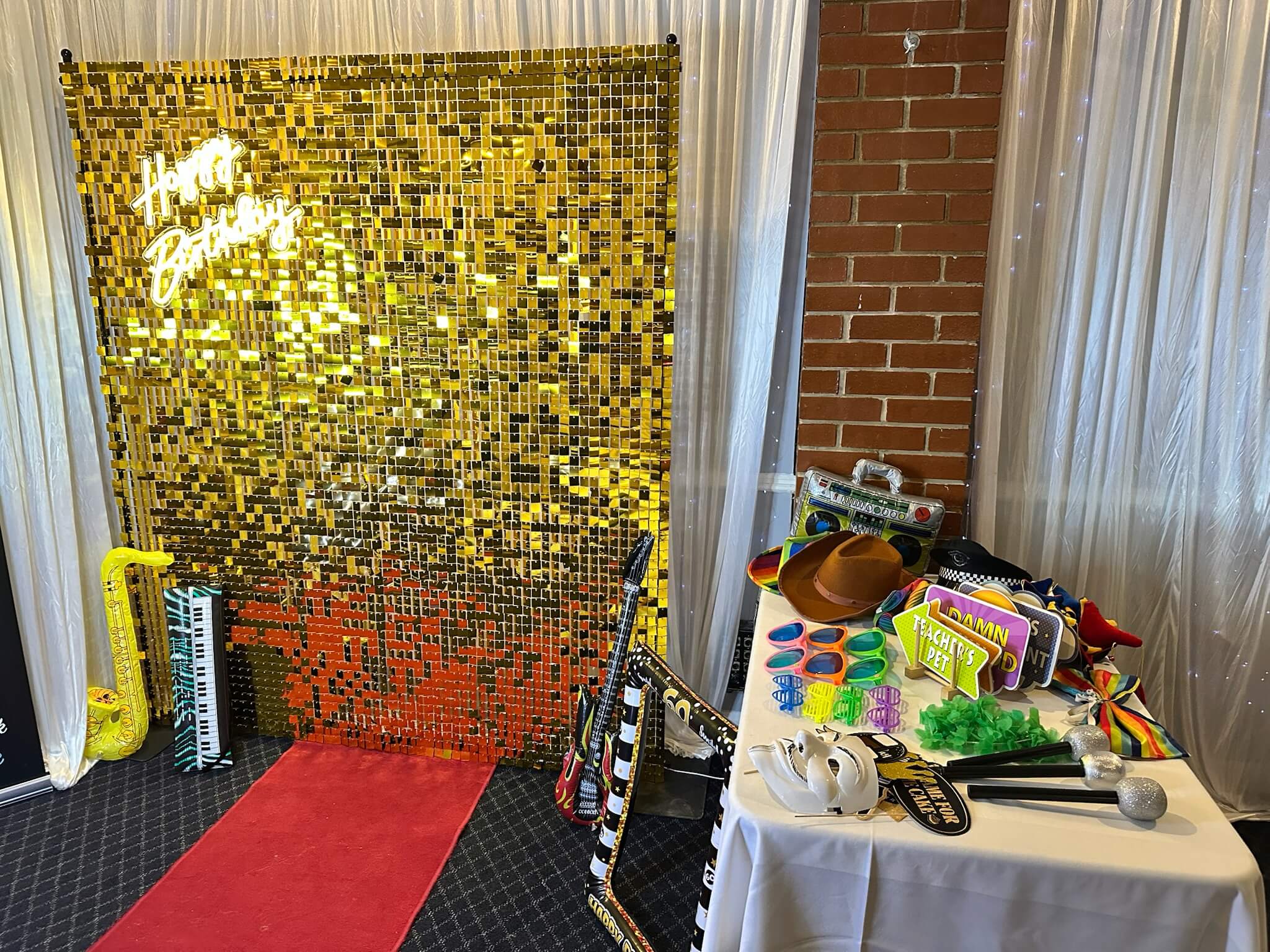 Sequin wall with props and decorations